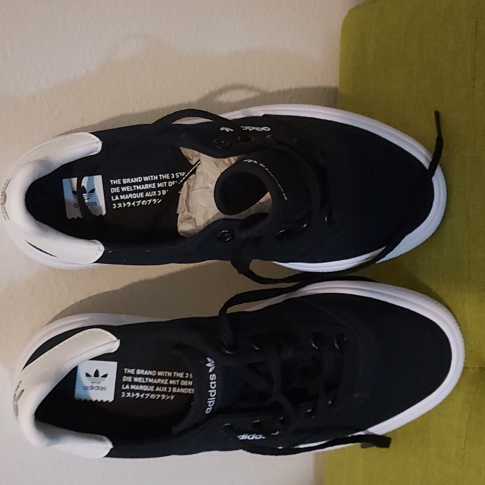 Adidas-youth/men shoes